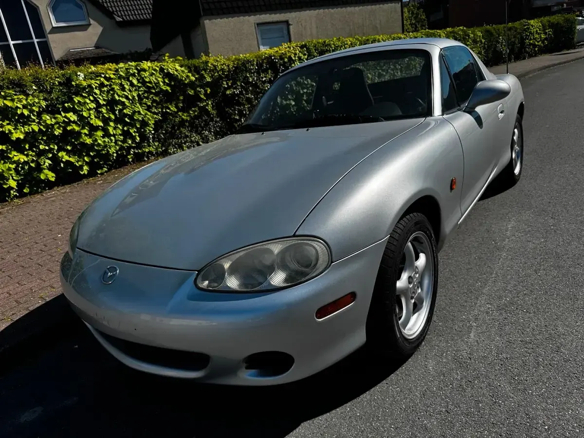 Occasion Mazda MX5 110 ch (80 kW) 2001 Argent Cabriolet