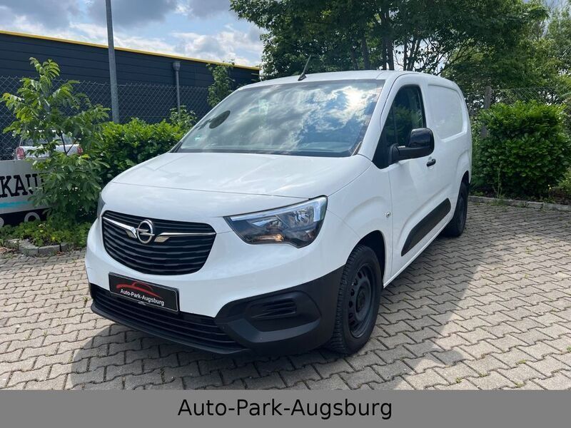 Weiß Gebraucht 2022 Opel Combo-e Life XL Edition Van / Kleinbus | 19.980 € (Fairer Preis) - Bild 1/4
