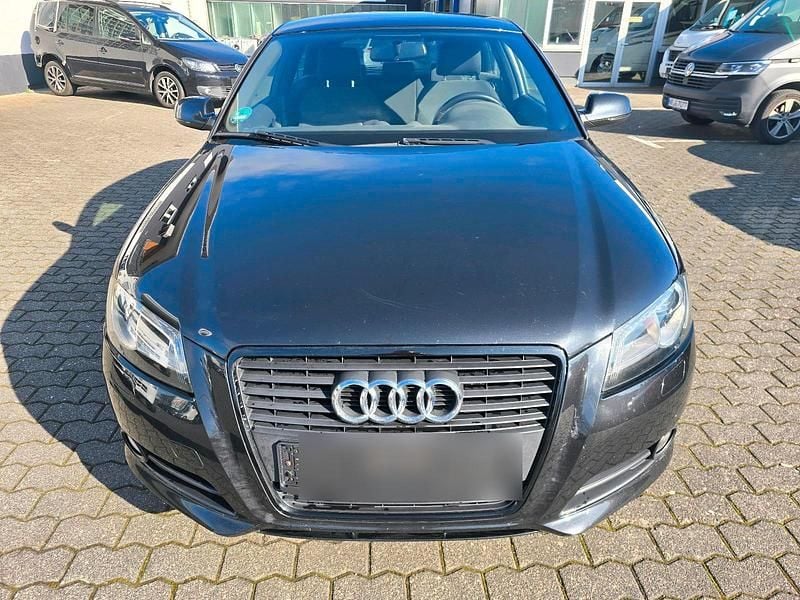 Gebraucht Audi A3 Ambition 105 PS (77 kW) 2011 Schwarz Kleinwagen