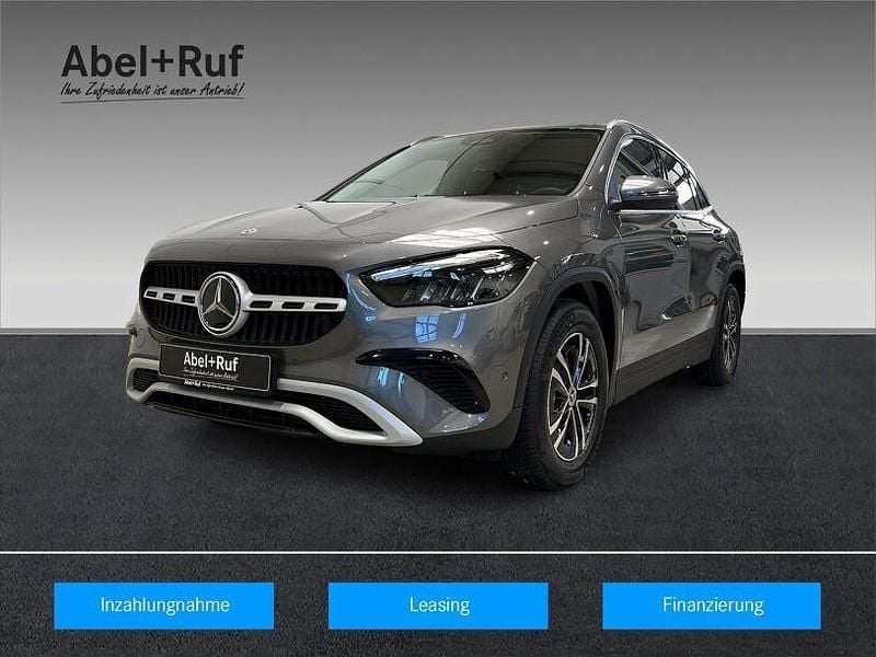 Usata Mercedes GLA200 150 CV (110 kW) 2025 Grigio SUV