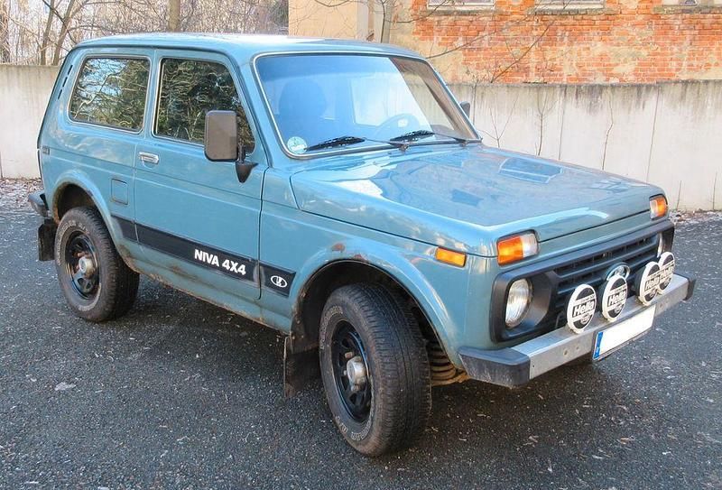 Gebraucht Lada niva 82 PS (60 kW) 2004 Blau SUV