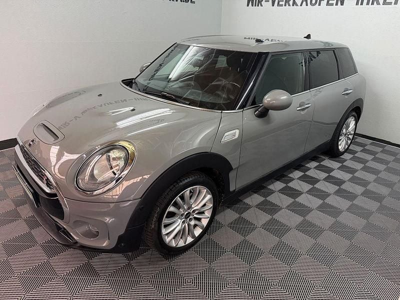 Grau Gebraucht 2018 Mini Cooper SD Clubman Kombi | 16.999 € (Guter Preis) - Bild 1/4
