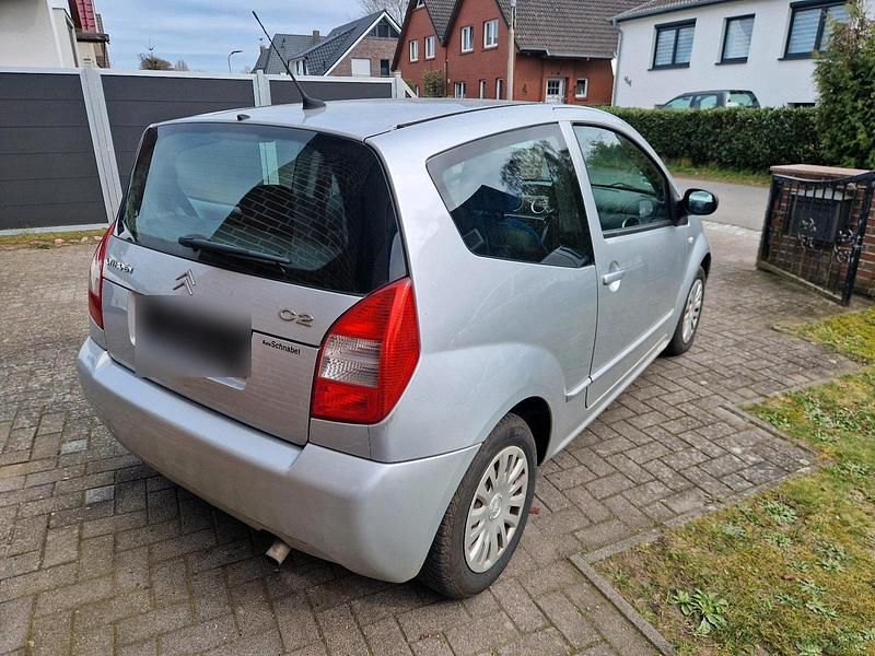 Gebraucht Citroën C2 68 PS (50 kW) 2007 Silber Kleinwagen