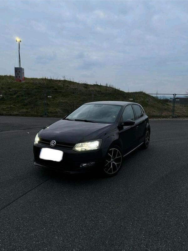 Schwarz Gebraucht 2010 VW Polo Team Kleinwagen | 6.000 € (Fairer Preis) - Bild 1/4