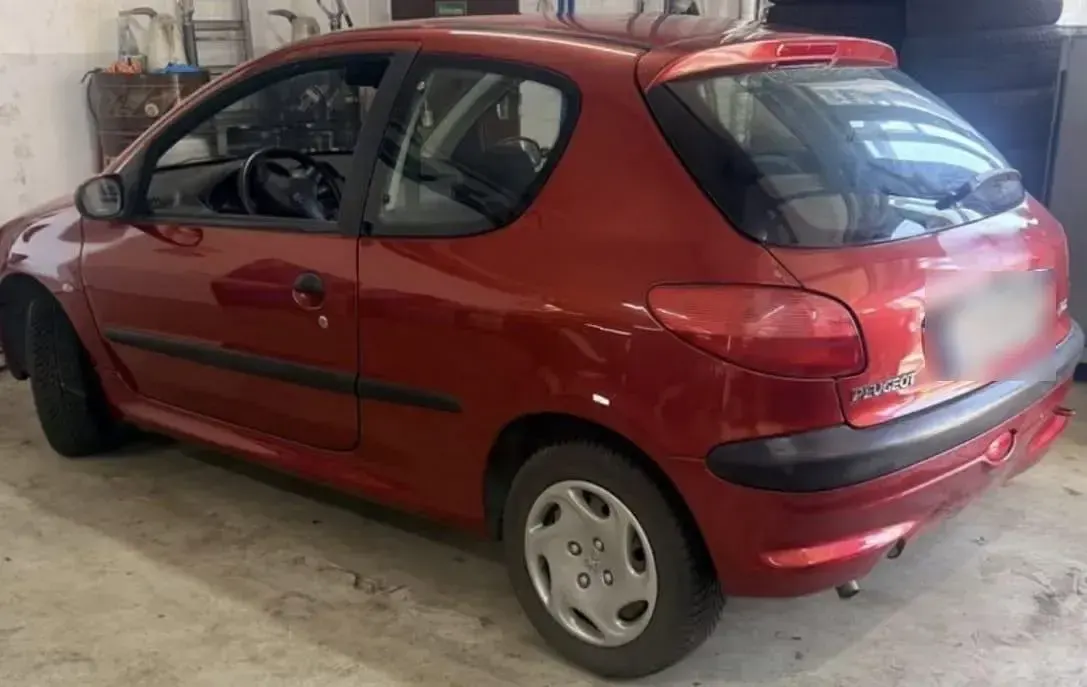 Gebraucht Peugeot 206 75 PS (55 kW) 2002 Rot Kleinwagen