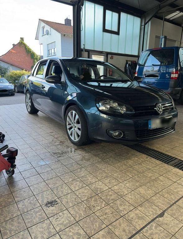 Blau Gebraucht 2009 VW Golf VI Comfortline Kleinwagen | 6.500 € (Fairer Preis) - Bild 1/4