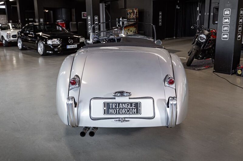Gebraucht Jaguar XK 209 PS (153 kW) 1952 Silber Cabrio