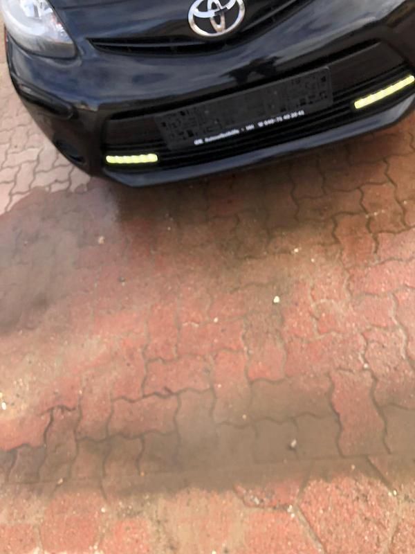 Gebraucht Toyota Aygo 68 PS (50 kW) 2014 Schwarz Kleinwagen