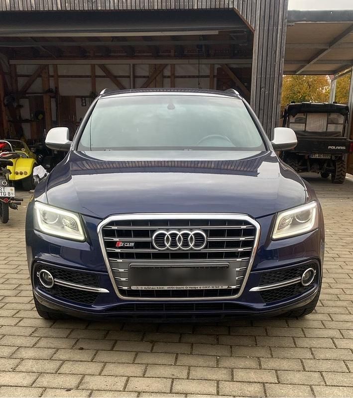 Blau Gebraucht 2013 Audi SQ5 SUV | 15.650 € (Superpreis) - Bild 1/4