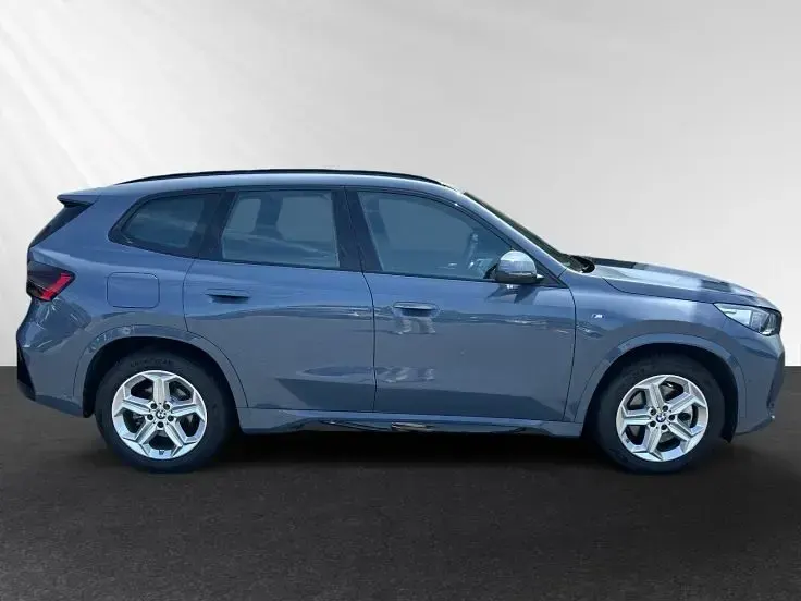 Gebraucht BMW X1 M Sport 218 PS (160 kW) 2025 Bmw individual storm bay metallic SUV