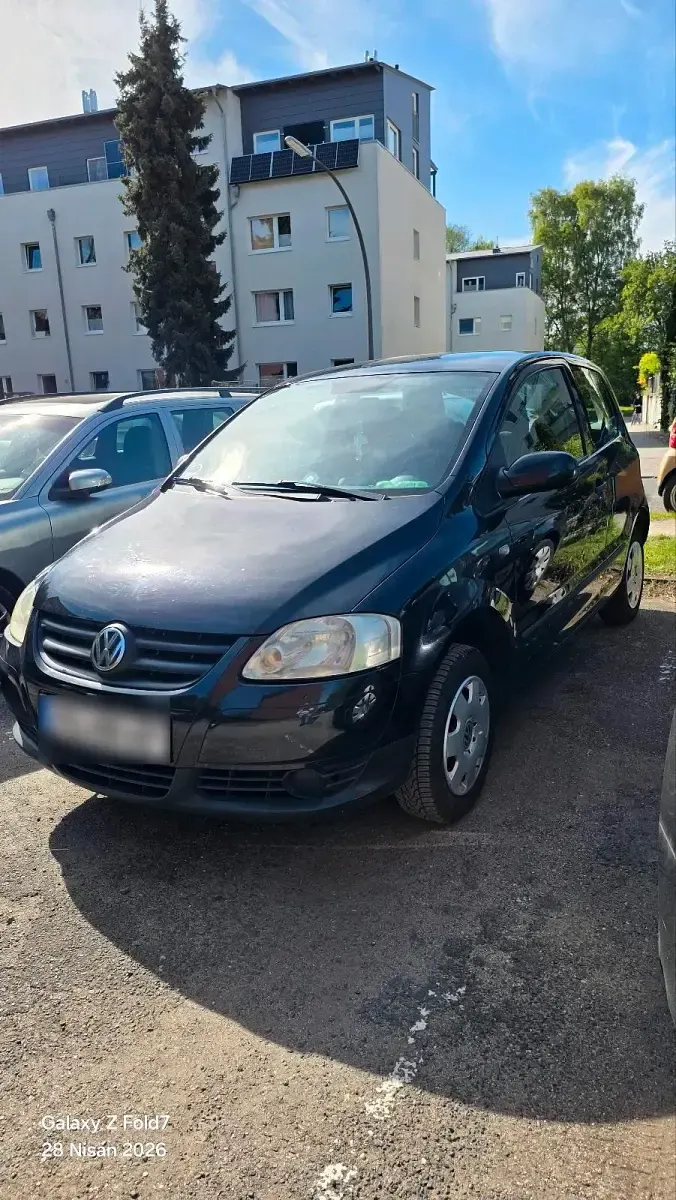 Second-hand VW Fox 54 CP (39 kW) 2006 Negru Hatchback