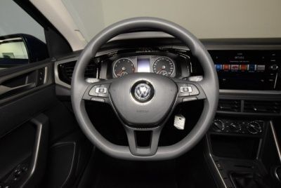 Gebraucht VW Polo Comfortline 80 PS (58 kW) 2019 Blau metallic Limousine