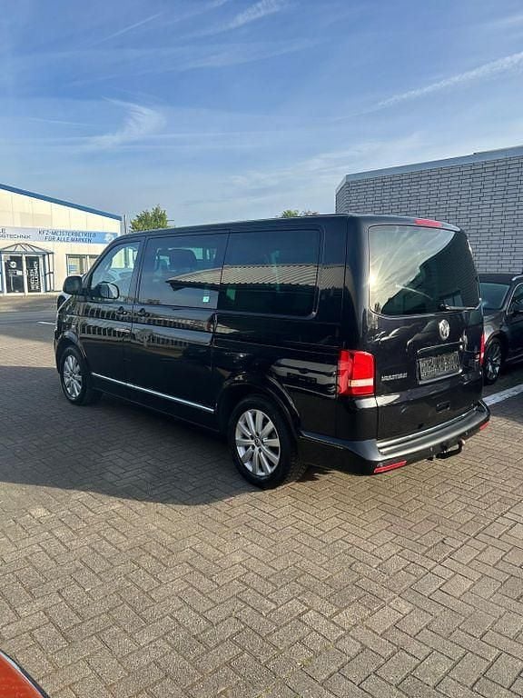 Gebraucht VW T5 Highline 179 PS (131 kW) 2013 Schwarz Van