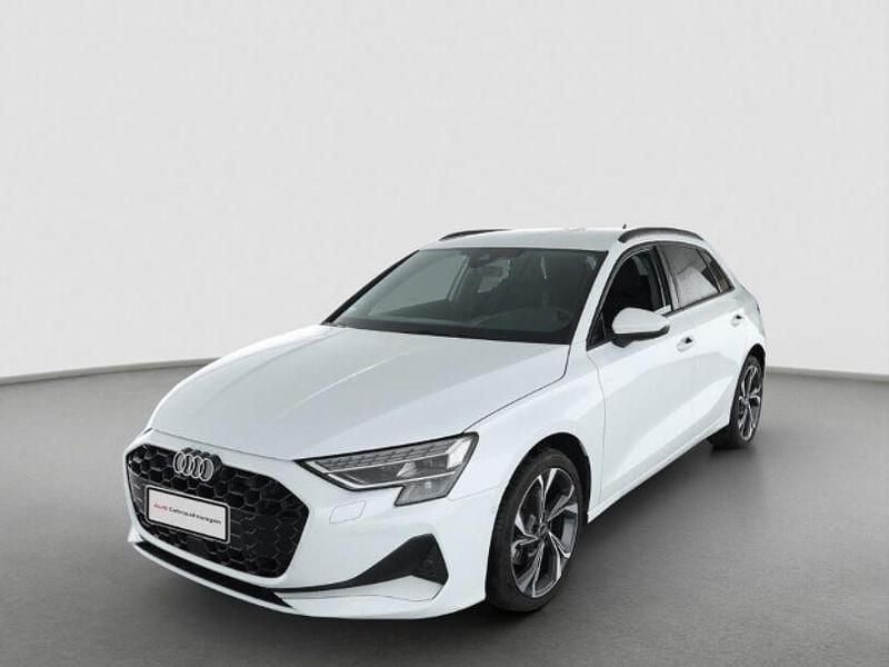 Gebraucht Audi A3 Advanced 116 PS (85 kW) 2025 Weiss Limousine