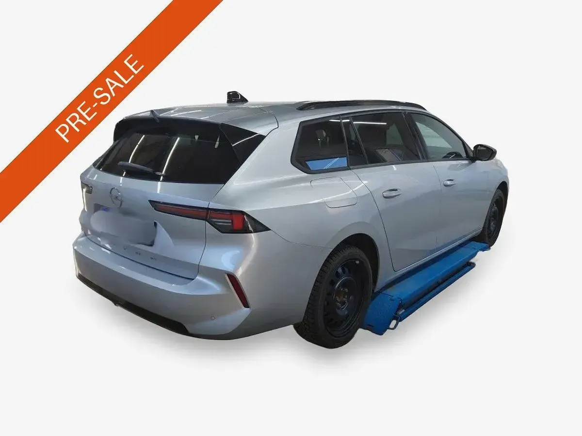 Gebraucht Opel Astra Elegance 131 PS (96 kW) 2023 Grau Kleinwagen