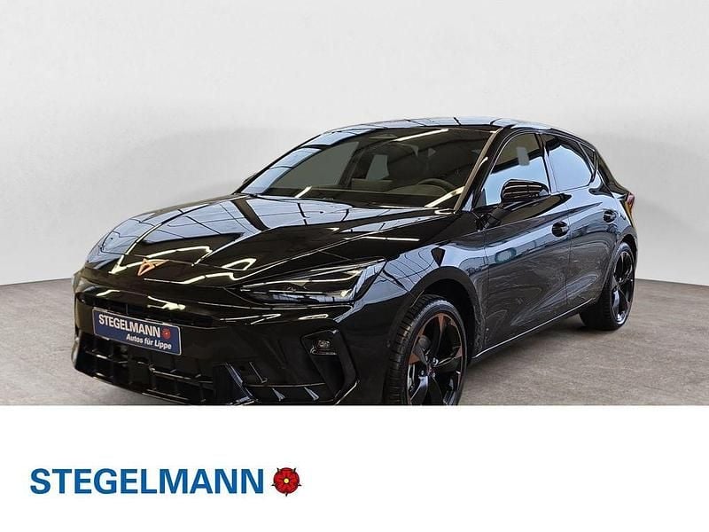 Midnight schwarz metallic Neu 2025 Cupra Leon Limousine | 39.980 € (Teuer) - Bild 1/4