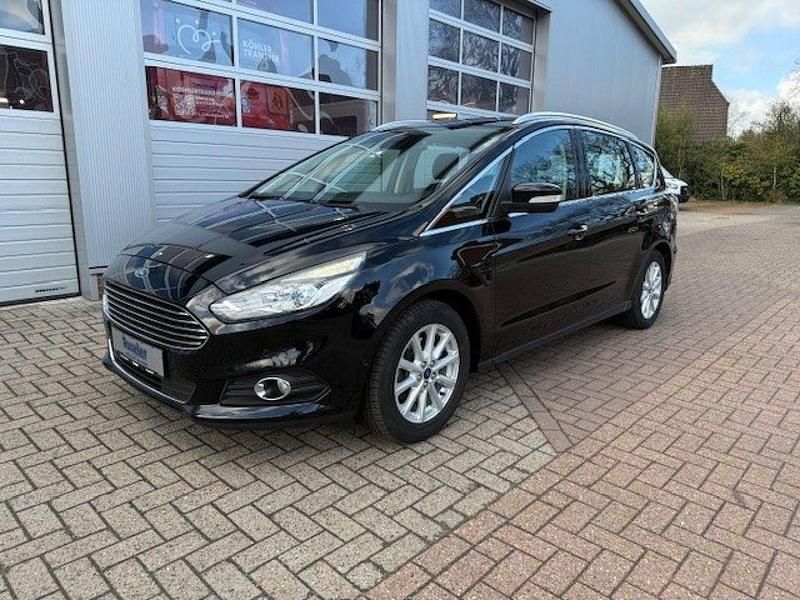 Gebraucht Ford S-MAX Titanium 150 PS (110 kW) 2017 Iridiumschwarz metallic Van / Kleinbus
