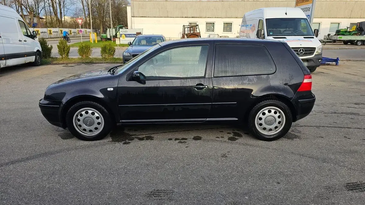 Gebraucht VW Golf 110 PS (80 kW) 2003 Schwarz Coupé