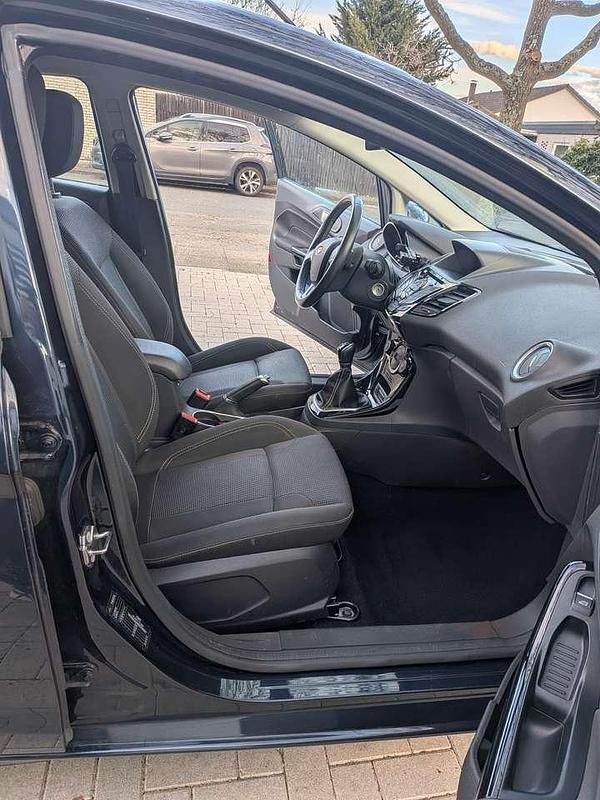 Gebraucht Ford Fiesta Style 80 PS (58 kW) 2017 Blau Limousine