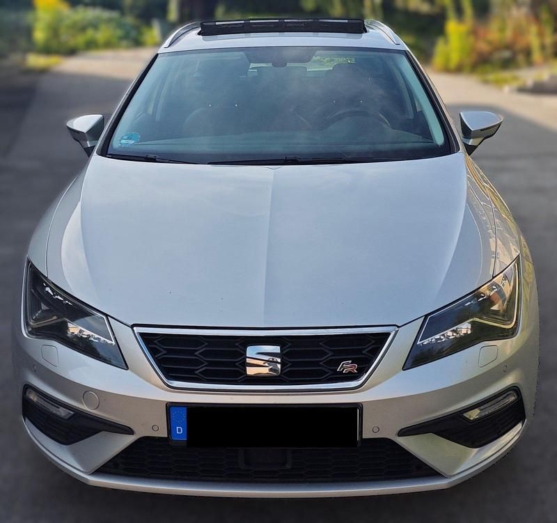 Silber Gebraucht 2017 Seat Leon FR Kombi | 9.600 € (Guter Preis) - Bild 1/4