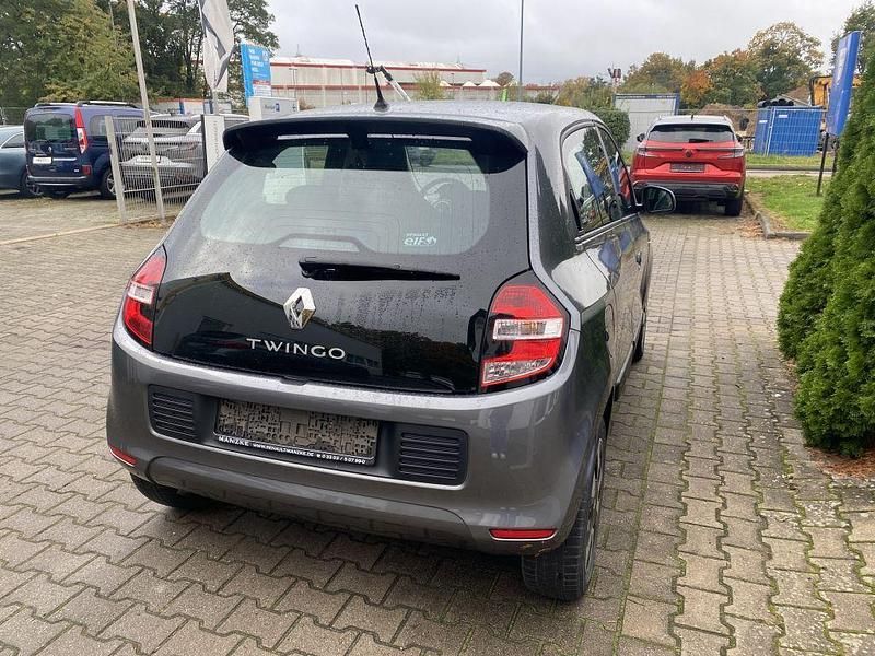 Gebraucht Renault Twingo LIMITED 69 PS (50 kW) 2018 Lunairegrau metallic (metallic) Kleinwagen