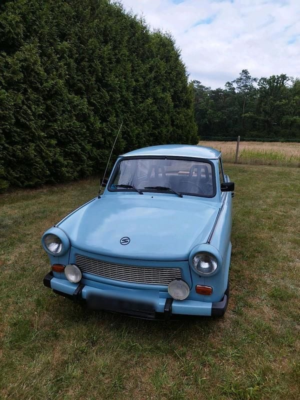 Gebraucht 1989 Trabant 601 Limousine | 4.000 € - Bild 1/4