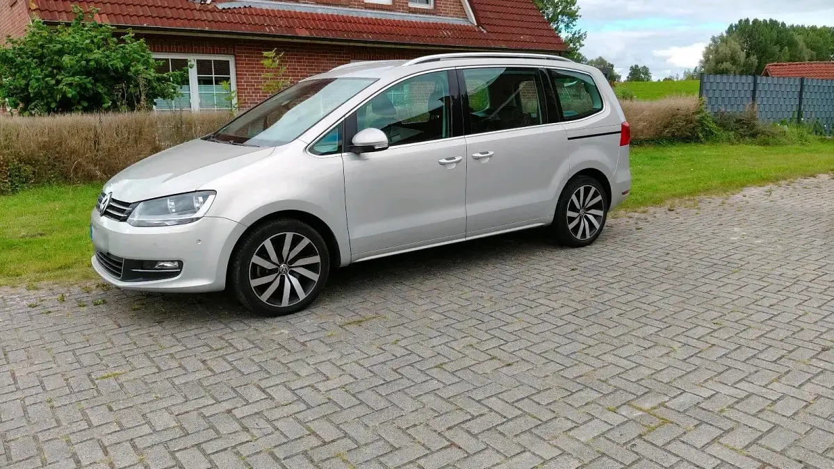 Gebraucht VW Sharan Comfortline 170 PS (125 kW) 2011 Silber Van / Kleinbus