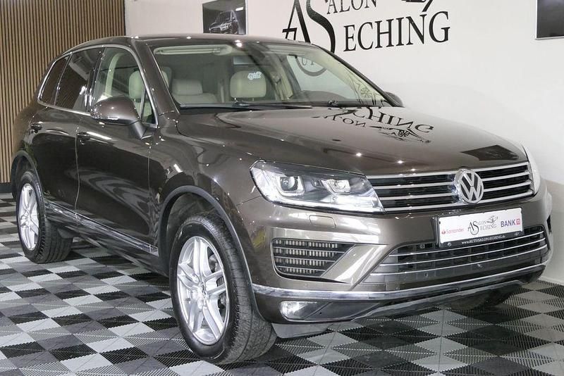 Gebraucht VW Touareg Exclusive 262 PS (192 kW) 2015 Braun SUV