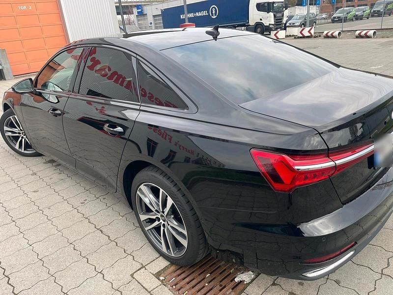 Gebraucht Audi A6 Design 204 PS (150 kW) 2022 Schwarz Limousine
