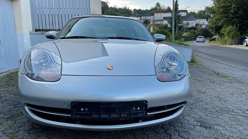 Gebraucht Porsche 996 300 PS (220 kW) 2001 Silber Coupé