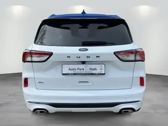 Gebraucht Ford Kuga ST-Line X 190 PS (139 kW) 2023 Frozen white (weiss) SUV