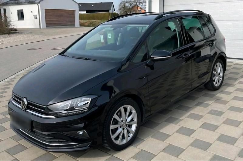 Schwarz Gebraucht 2019 VW Golf VII Join Kleinwagen | 13.600 € (Guter Preis) - Bild 1/4