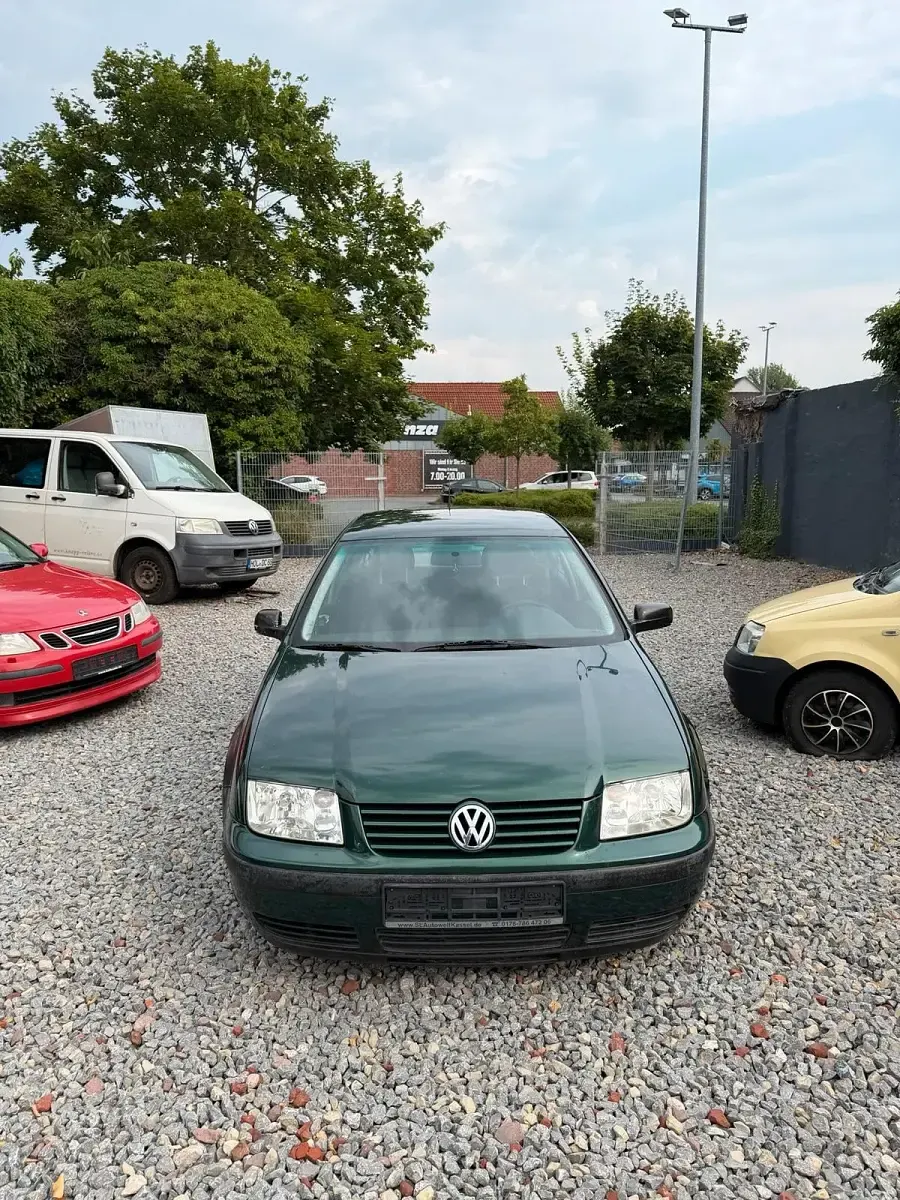 Gebraucht VW Bora 105 PS (77 kW) 1999 Grün Limousine