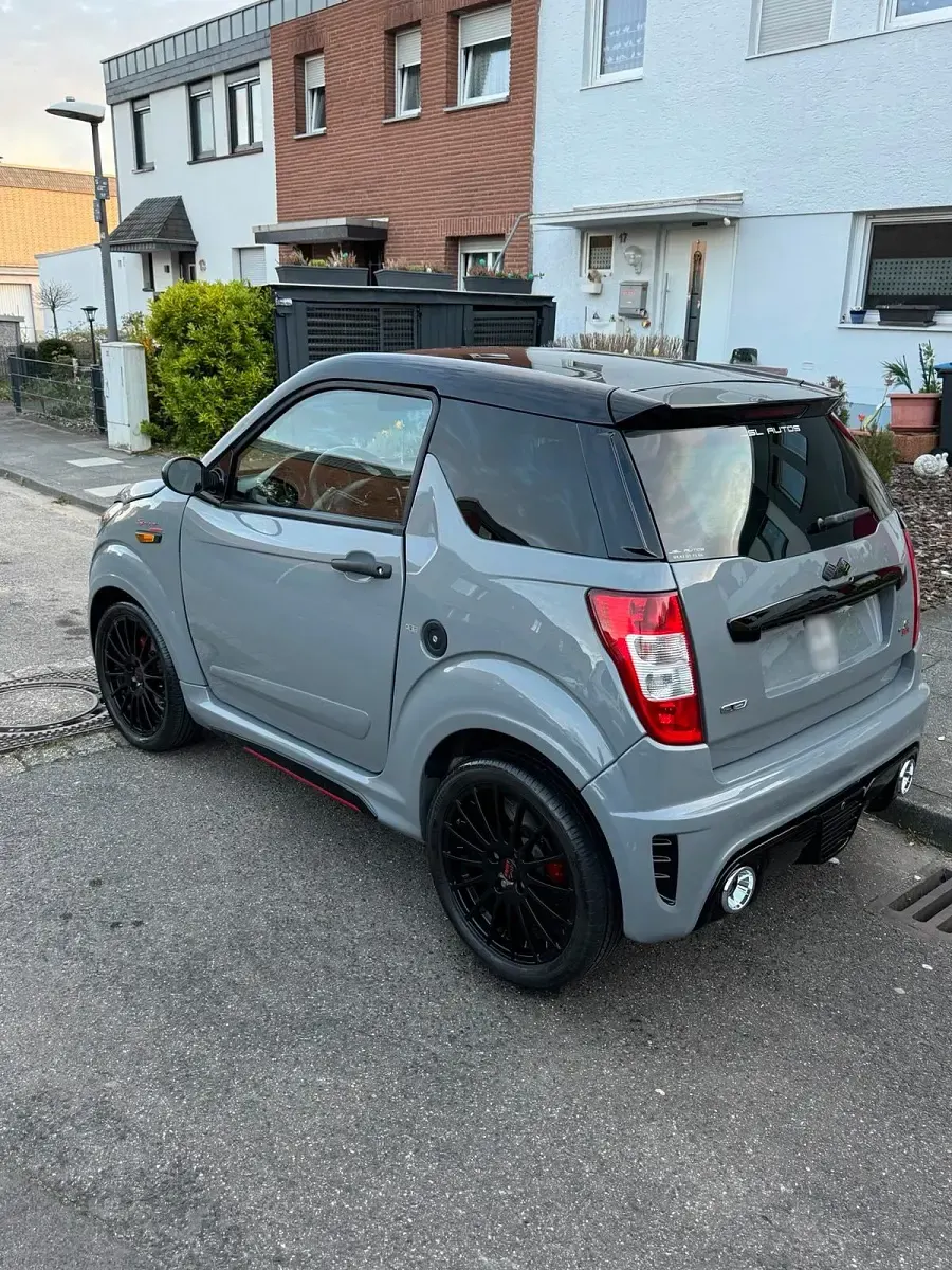 Gebraucht Ligier JS50 2021 Grau Kleinwagen