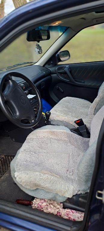 Gebraucht Opel Astra 75 PS (55 kW) 1998 Blau Limousine