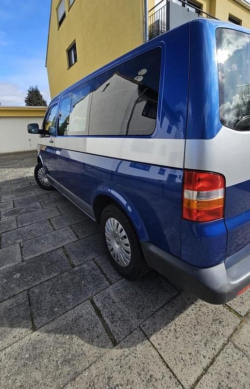 Gebraucht VW T5 130 PS (95 kW) 2007 Blau Van