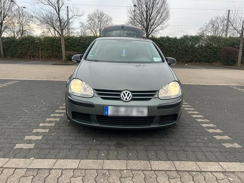 Gebraucht VW Golf 105 PS (77 kW) 2004 Andere farben Coupé