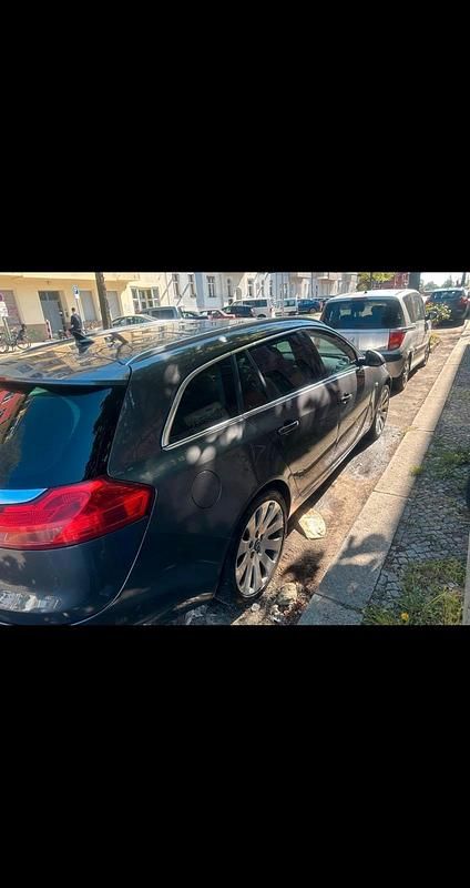 Gebraucht Opel Insignia 160 PS (117 kW) 2011 Grau Kombi