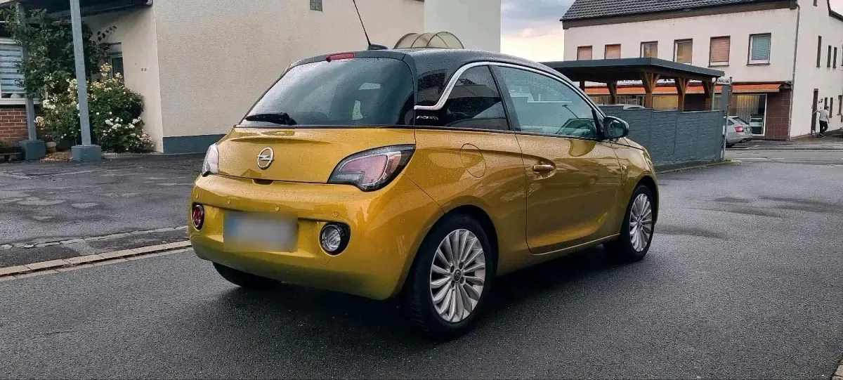 Gebraucht Opel Adam 87 PS (63 kW) 2016 Gold Kleinwagen