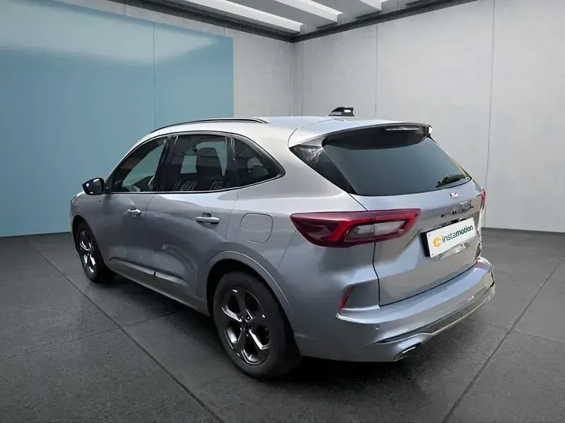 Gebraucht Ford Kuga 190 PS (139 kW) 2025 Silber SUV