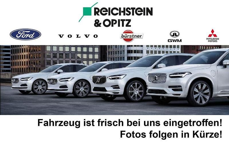 Blau Gebraucht 2024 Volvo EC40 Plus SUV | 49.990 € - Bild 1/1