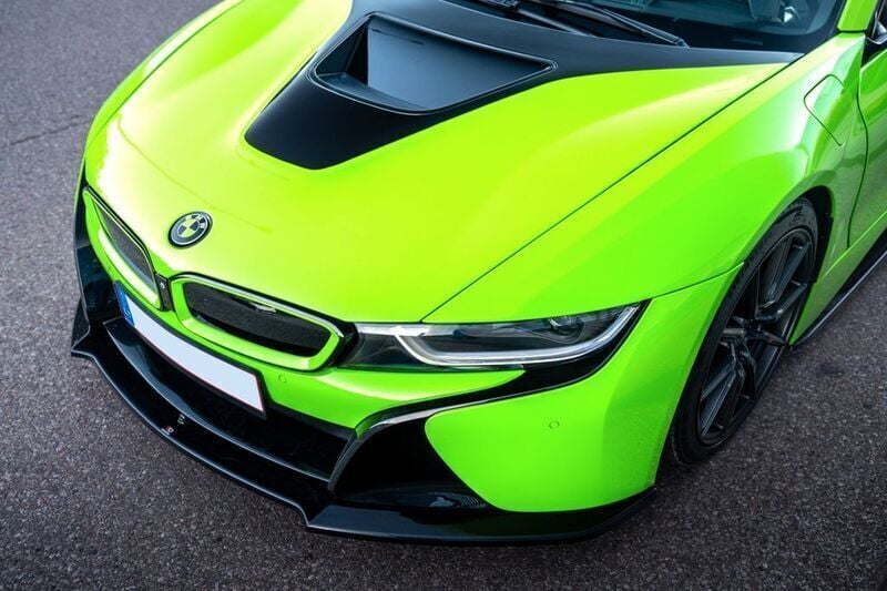 Grün Gebraucht 2015 BMW i8 Sport Line Coupé | 57.700 € (Superpreis) - Bild 1/4