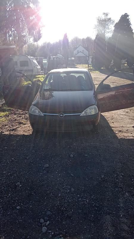 Gebraucht Opel Corsa 58 PS (42 kW) 2004 Rot Kleinwagen