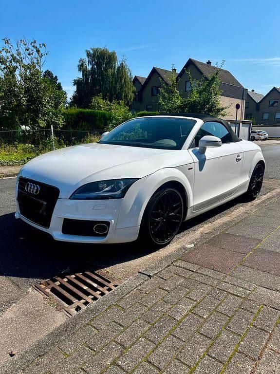 Weiß Gebraucht 2012 Audi TT Roadster S-Line Cabrio | 12.800 € (Fairer Preis) - Bild 1/4
