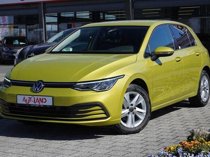 Gebraucht VW Golf VII 150 PS (110 kW) 2020 Gelb Limousine