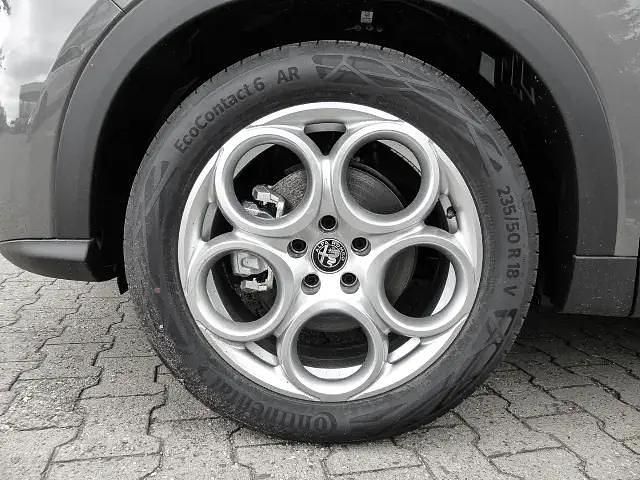 Gebraucht Alfa Romeo Tonale Sprint 131 PS (96 kW) 2024 Grigio vesuvio (grau) SUV