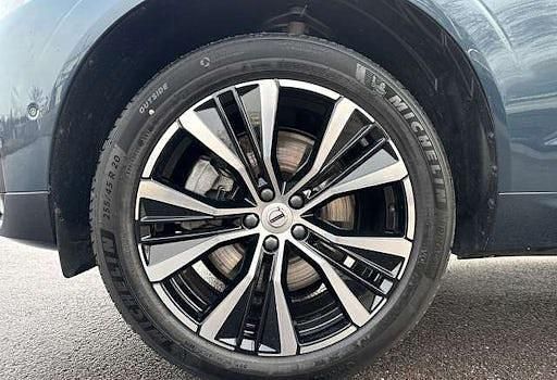 Gebraucht Volvo XC60 Plus 250 PS (183 kW) 2025 Denim blue SUV