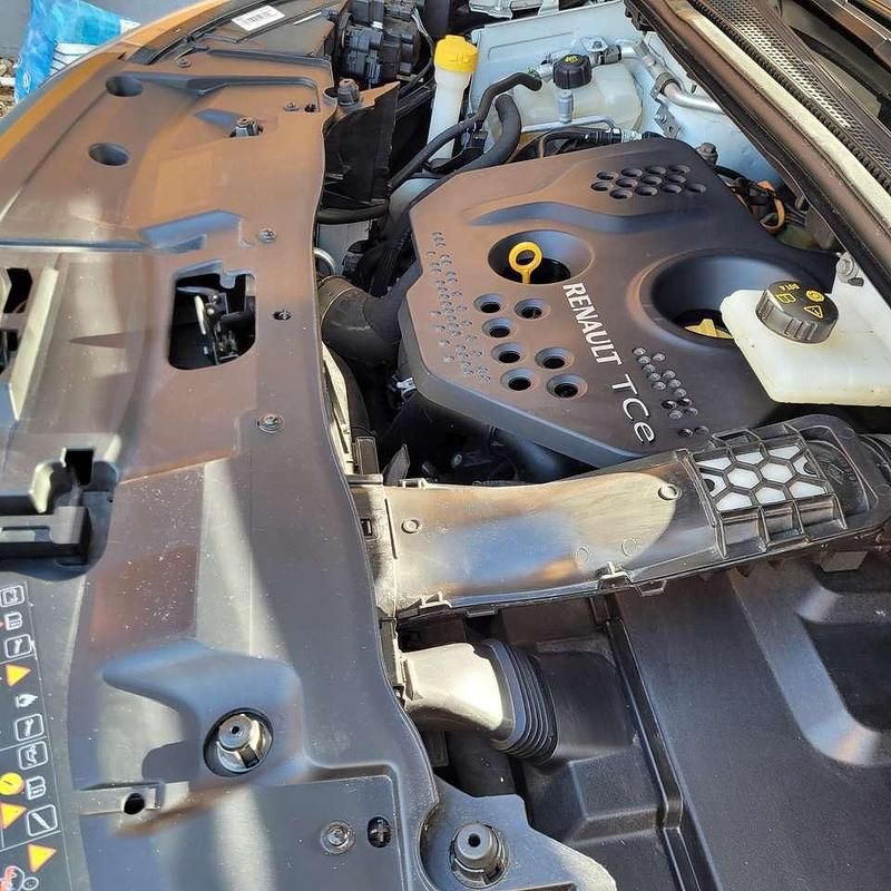 Gebraucht Renault Espace Elysee 224 PS (164 kW) 2018 Weiß Van / Kleinbus