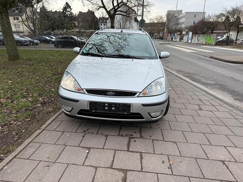 Gebraucht Ford Focus 101 PS (74 kW) 2003 Grau Kombi