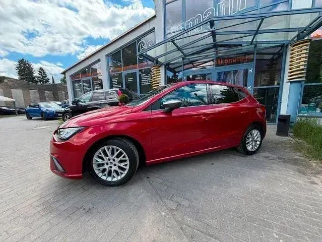 Gebraucht Seat Ibiza XCELLENCE 110 PS (80 kW) 2023 Rot Limousine